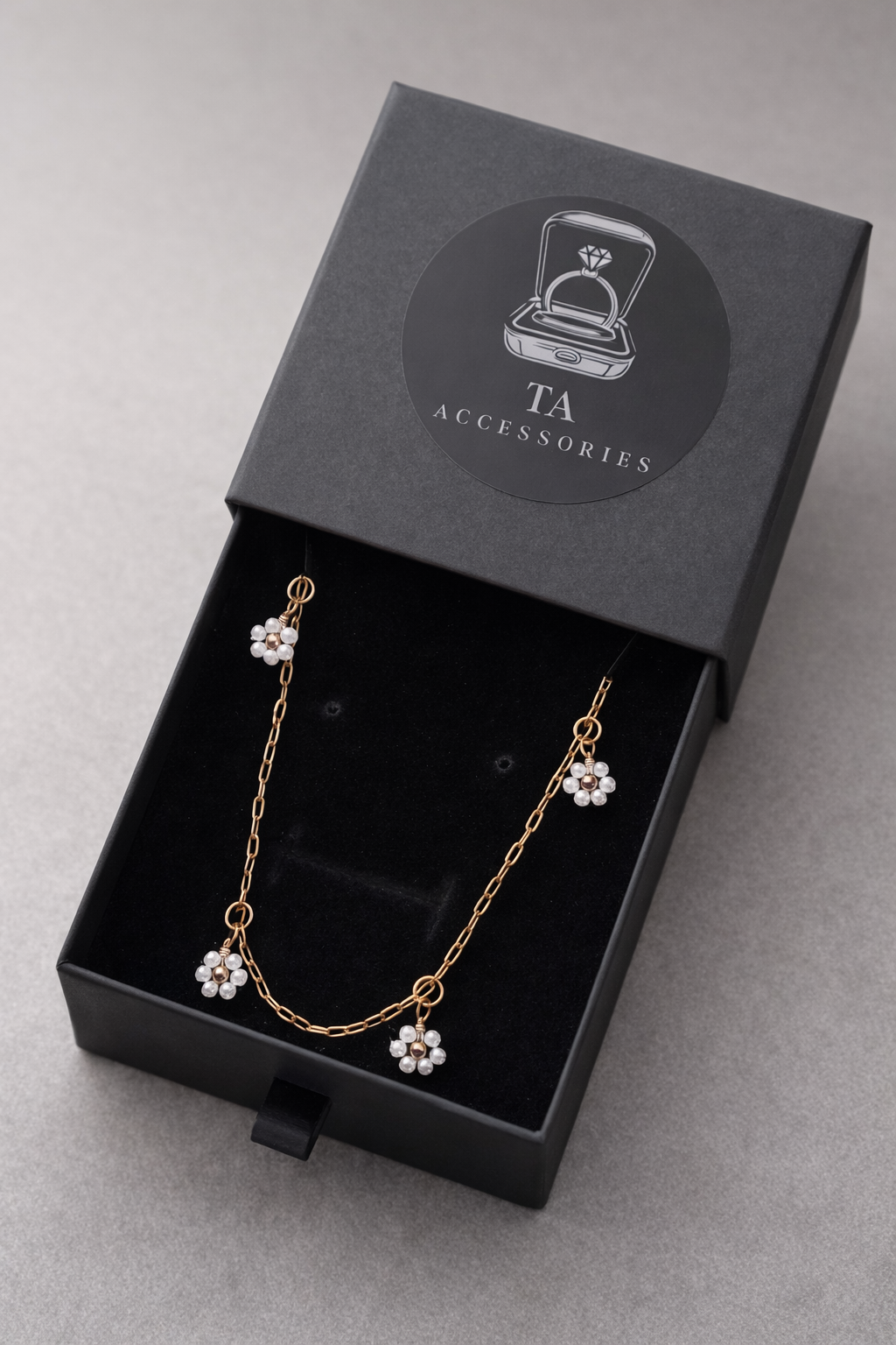 “Floréa” necklace